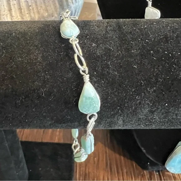 Rare Larimar Gemstone Necklace with matching bracelet - Picture 5 of 6